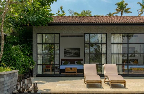Kumbalam Bed & Breakfast | 976 Panangad