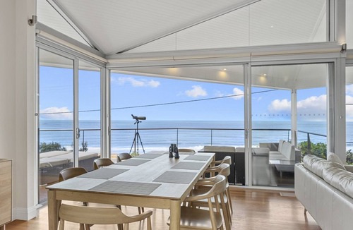 Killcare House | A Beachside Getaway 13 by HolidayCo.