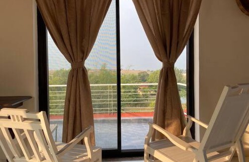 Dindori Villa | A farmstay where you experience rustic luxury.