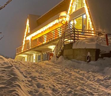 Sisesti House | A Frame Pietrele Șoimului