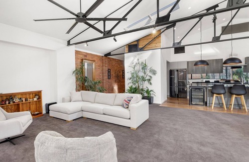 Newcastle West Apartment | A hidden gem in the heart of Newcastle!