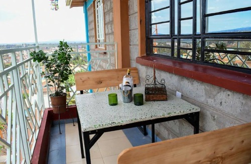 Nyeri Apartment | A+I Skyview- Rustic Chic Escape x2