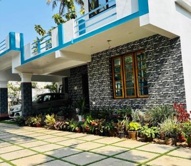 Munroe Island House | A K Munroe Homestay
