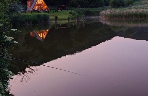 Albesti Ski Chalet | A pe lac