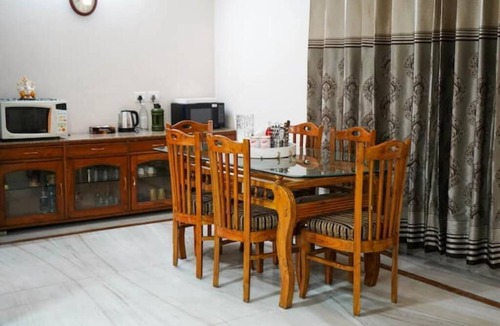 Rishikesh Apartment | A room facing the holy Ganges