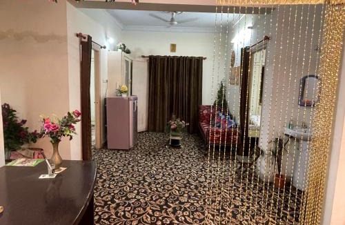 Shaikpet Apartment | A to Z Guest House