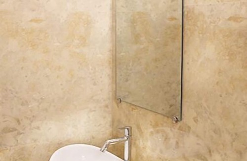 Malad East Hotel | a1 Hotel