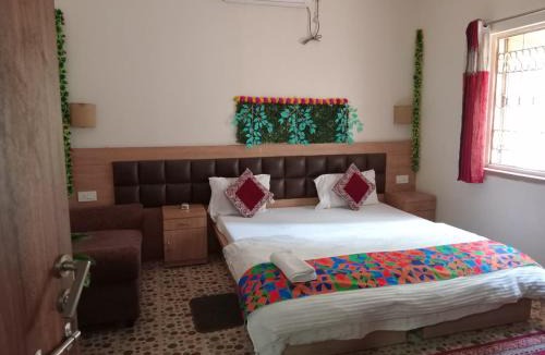 Sector II House | A2 Guest House