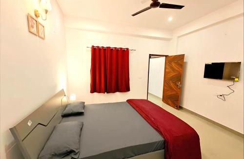 Greater Noida Villa | A2 Vista - 4BHK Villa with Lawn Near Expo Mart