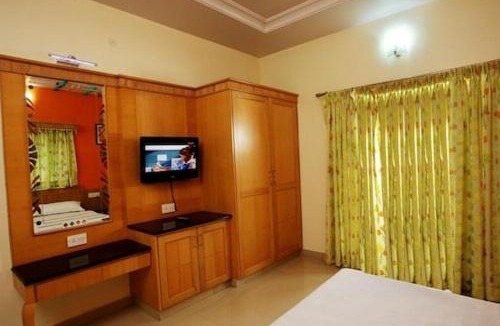 Kodaikanal House | AADHI BHARATH KURUNJI Villa