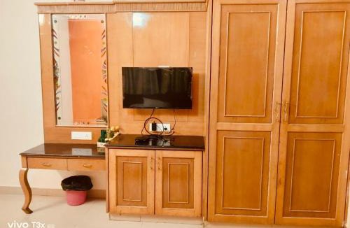Kodaikanal House | AADHI BHARATH KURUNJI Villa