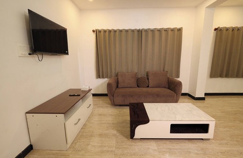 Manchanabele Hotel | Aaditya Greens Near Nelaguli Panchyat Office