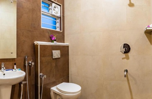 Vijayanagar Hotel | Aadya Elite