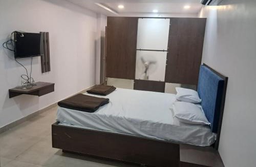 Kurnool Hotel | Aahvaanam