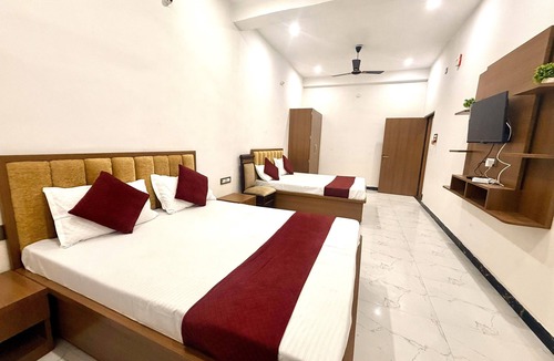 Sarnath Hotel | Aakriti's Home Stay