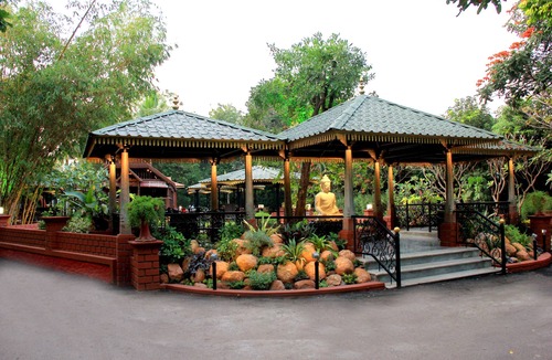 Thumukunta Hotel | Aalankrita Resort and Convention