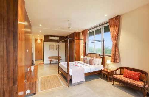 Karjat Villa | AARAA VILAS 4-BHK Luxury Pool Villa with Home Theatre, Sports Court & Panoramic Hill Views