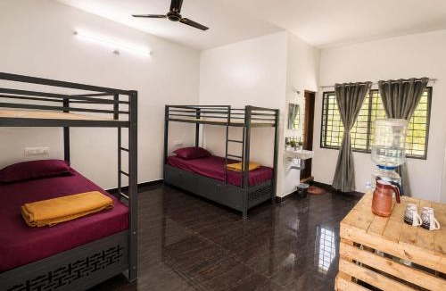 Koppa Hostel | Aaroha Living