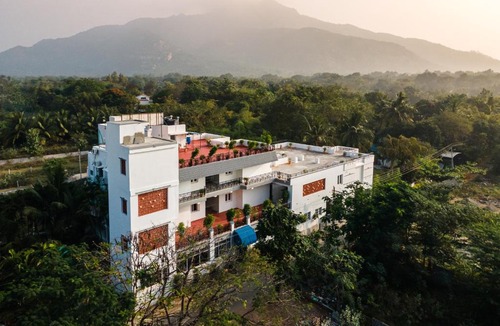 Tiruvannamalai Hotel | Aashreya Suites Tiruvannamalai