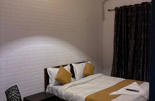 Navi Mumbai Cabin | Aatithi Stay