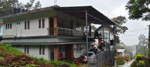 Suryanelli Villa | Aavas Homestay