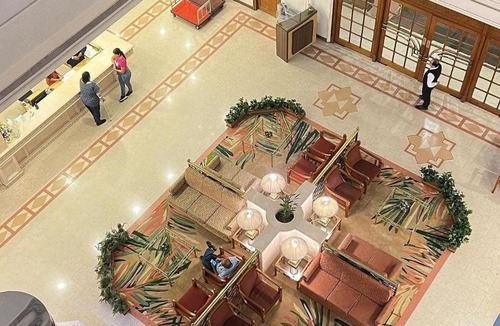 Shenoys Hotel | Abad Atrium