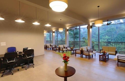 Kunnathidavaka Hotel | Abad Brookside