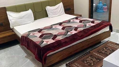 Pachmarhi Hotel | Abhilashaa Inn
