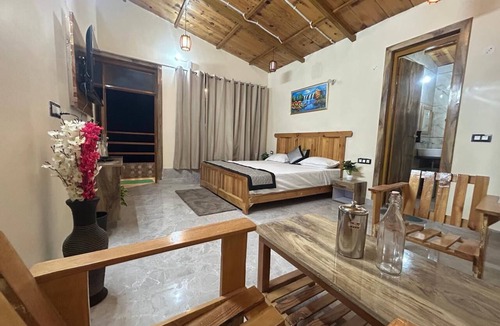 Ranikhet Hotel | Abodes Himalaya View