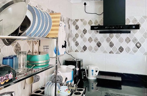 Aldona Bed & Breakfast | AC Room Overlooking Garden in a Villa