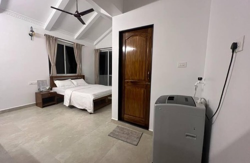 Cavelossim Apartment | AC Studio Apartment 500m from Cavelossim Beach-Paz
