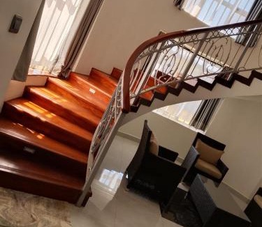 Eldoret House | Acacia Boutique