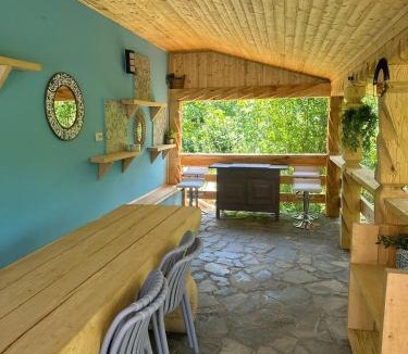 Cozieni House | Acasa la Coana Mare