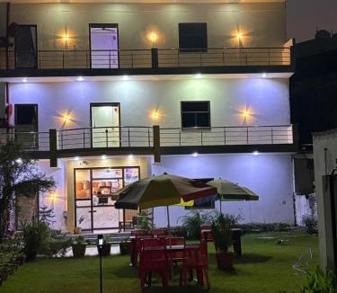 Agra Hotel | AD ressidency Hotel