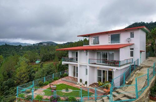 Kaul Hotel | Adrushya Estates Luxury Suites, Mukteshwar
