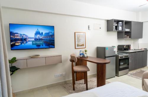 Kasarani Apartment | Affordable luxury studio in Nairobi with a pool and a gym