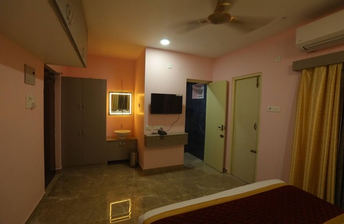 Mahindra World City Hotel | AG Corporate Stay