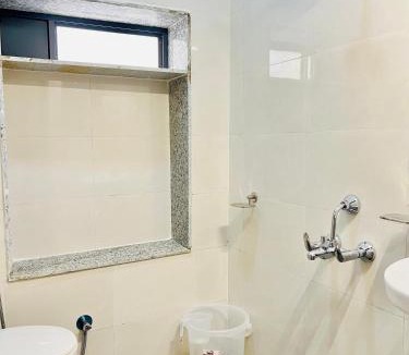 Mali Colony Villa | Agariya Pool Villa near Lake pichola