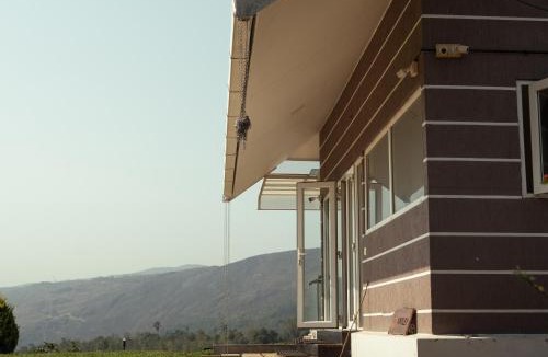 Elappara Villa | AINSLEY