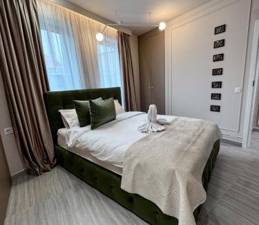 Cluj-Napoca Apartment | Airport dream - Modern, Free Parking, Kingsize be