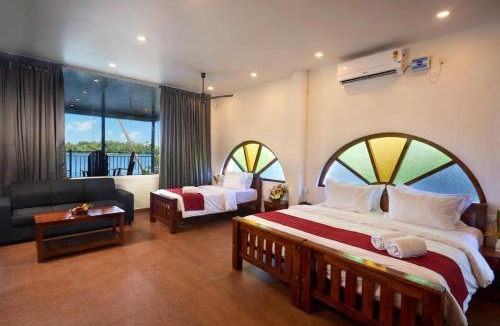 Kuzhuppilly Resort | Akanta Cherai Beach Resort