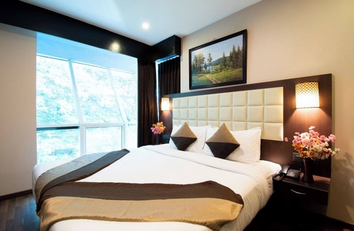 Gandhi Nagar Hotel | Akshaya Aura