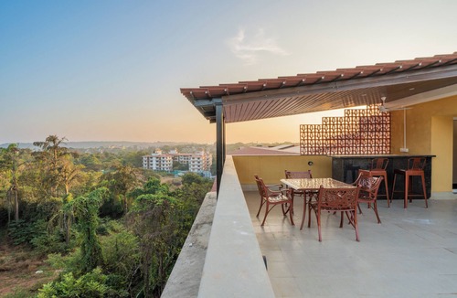 Sainagar Villa | Alaya Stays 3BHK Veera Marina Penthouse
