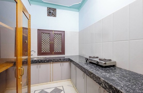 Bedla Villa | Alaya Stays Abhimanyu Mansion Topaz 2BHk