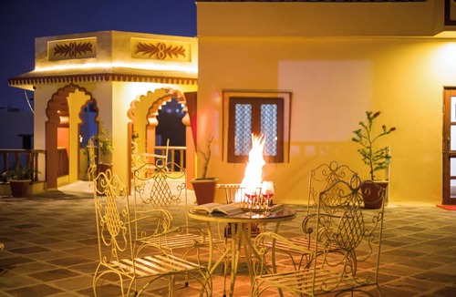 Bedla Villa | Alaya Stays Abhimanyu Mansion Topaz 2BHk