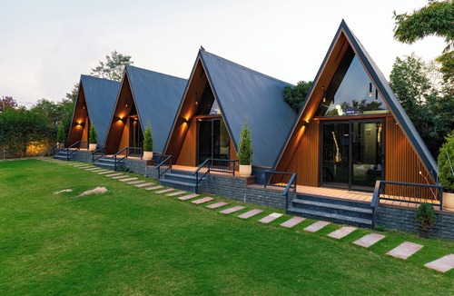 Faridabad Cottage | Alaya Stays KV Ventures Fable Cottage