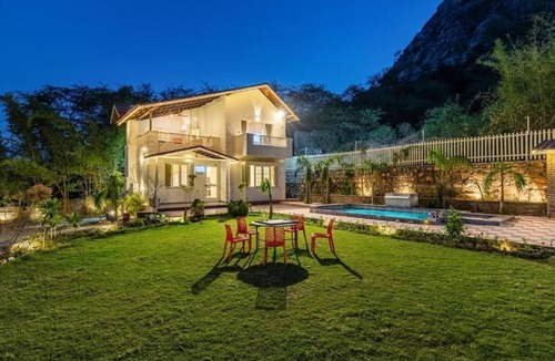 Jamwa Ramgarh Villa | Alaya Stays Ramgarh Colonial 2BHK Villa