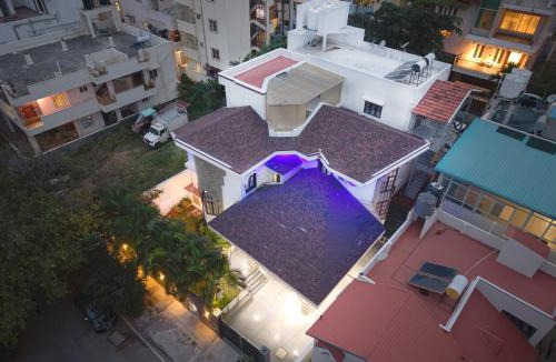 RR Nagar Villa | Alaya Stays Royal Valora Charming 5 BHK villa with Garden