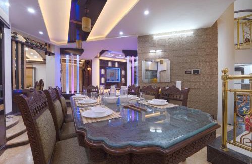 RR Nagar Villa | Alaya Stays Royal Valora Charming 5 BHK villa with Garden