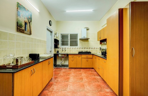 Vijaya Bank Layout Villa | Alaya Stays Saffron Breeze 4 BHK Apt